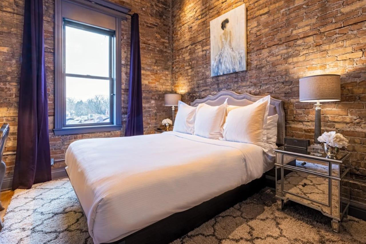 Hip Urban Loft - Small Town Charm -124 Lofts #3 West Dundee Extérieur photo