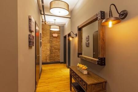 Hip Urban Loft - Small Town Charm -124 Lofts #3 West Dundee Extérieur photo